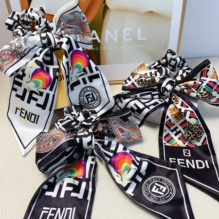 フェンディ ヘアアクセサリー