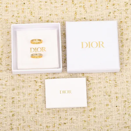 ディオール 指輪