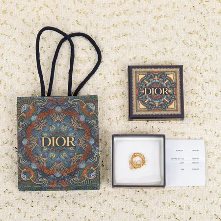 ディオール 指輪