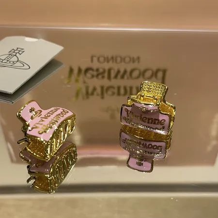 ミュウミュウ ヘアアクセサリー