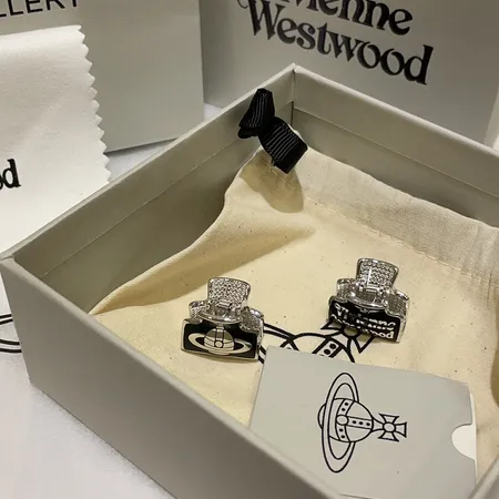 ミュウミュウ ヘアアクセサリー