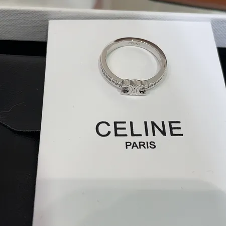 セリーヌ 指輪