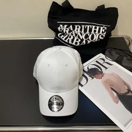 イブサンローラン 帽子