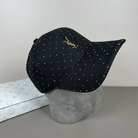 イブサンローラン 帽子