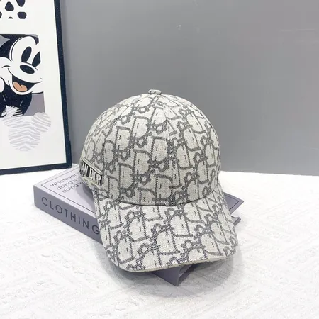 ディオール 帽子