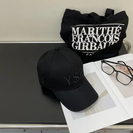 イブサンローラン 帽子