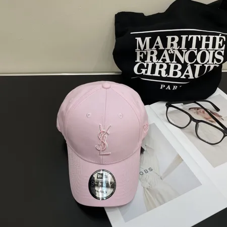 イブサンローラン 帽子