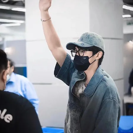 ルイヴィトン 帽子