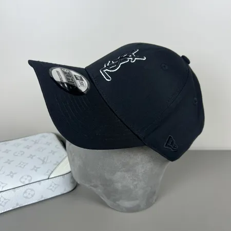 イブサンローラン 帽子