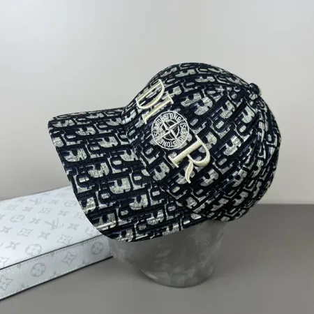 ディオール 帽子