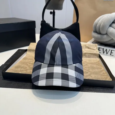 バーバリー ス 帽子