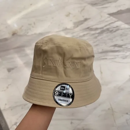 イブサンローラン 帽子