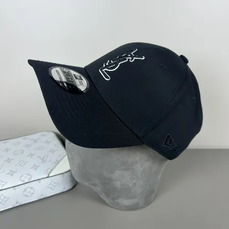 イブサンローラン 帽子