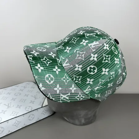 ルイヴィトン 帽子