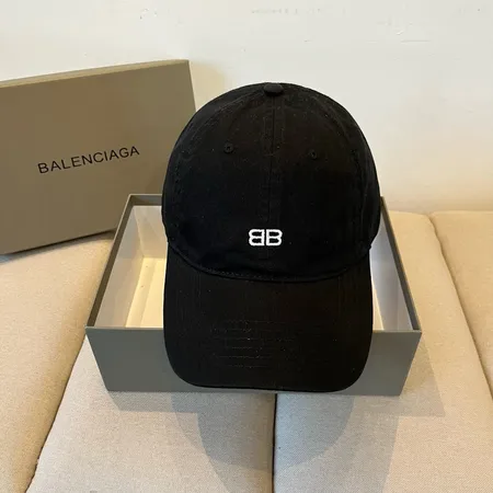 バレンシアガ 帽子