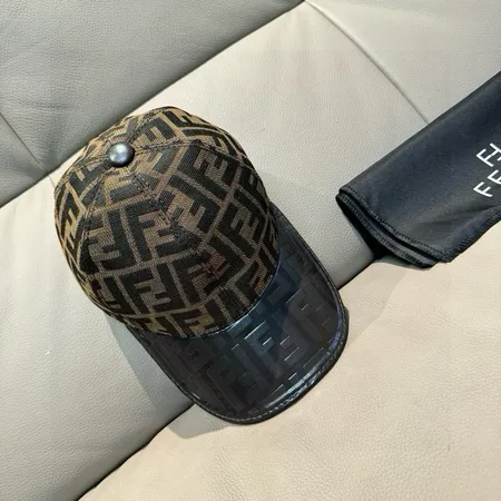 フェンディ 帽子