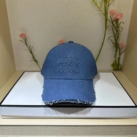 ミュウミュウ 帽子