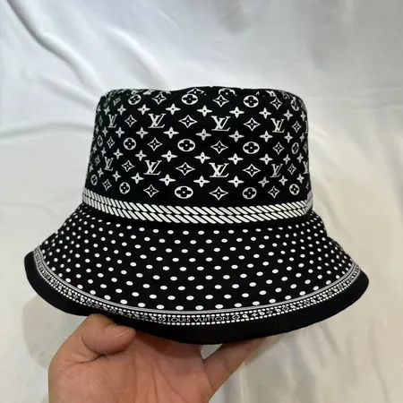 ルイヴィトン 帽子