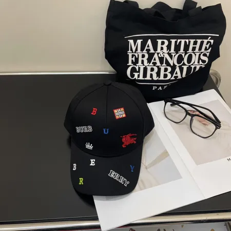 バーバリー ス 帽子