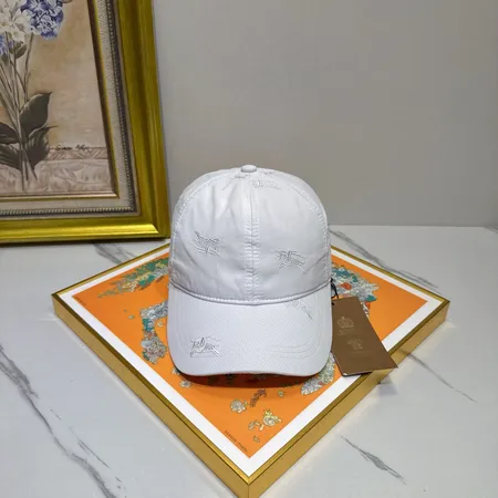 バーバリー ス 帽子