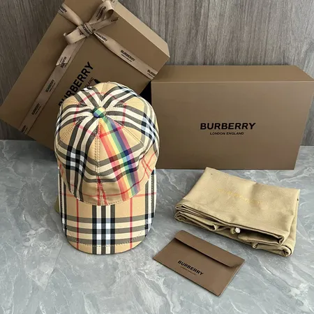 バーバリー ス 帽子