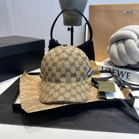 ルイヴィトン 帽子