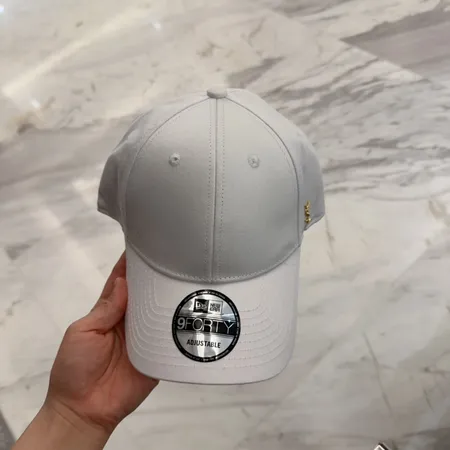 イブサンローラン 帽子