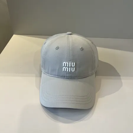 ミュウミュウ 帽子