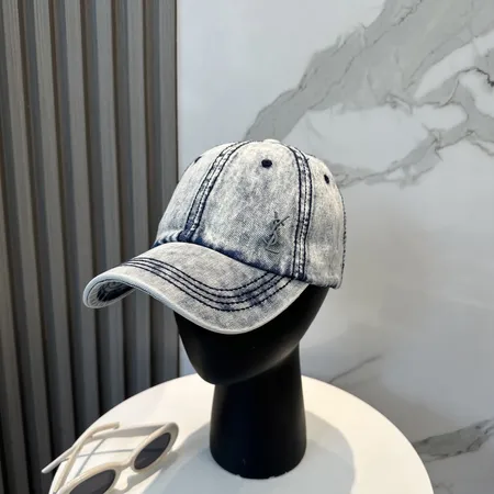 イブサンローラン 帽子