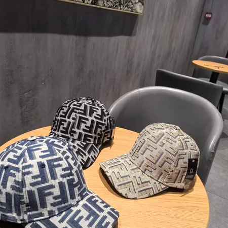 フェンディ 帽子