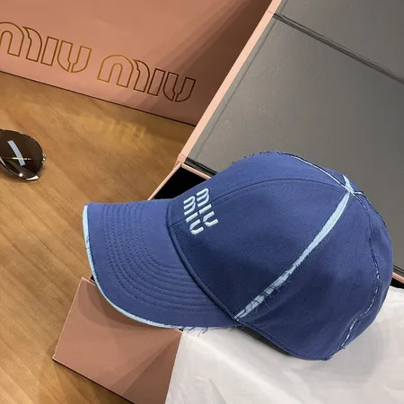 ミュウミュウ 帽子