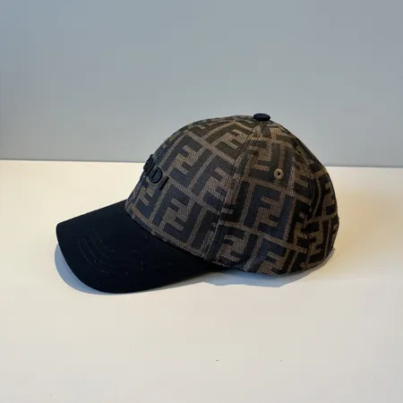 フェンディ 帽子