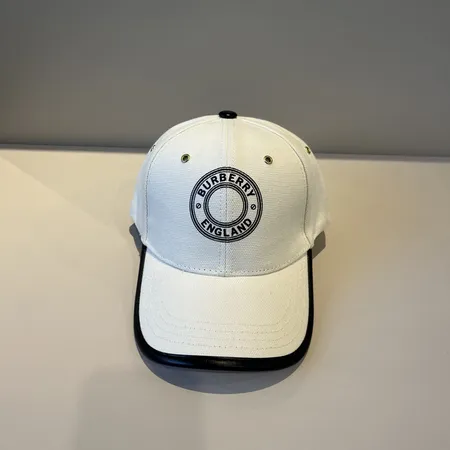 バーバリー ス 帽子