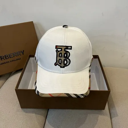 バーバリー ス 帽子