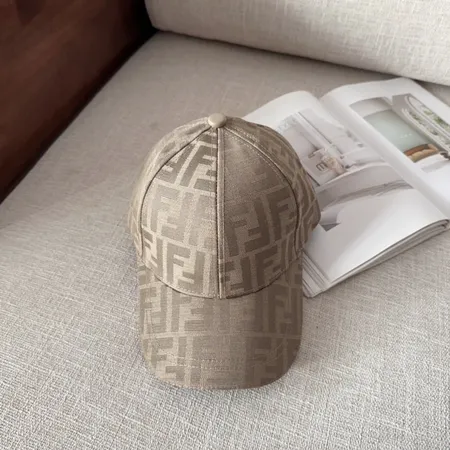 フェンディ 帽子