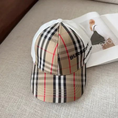 バーバリー ス 帽子