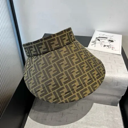 フェンディ 帽子