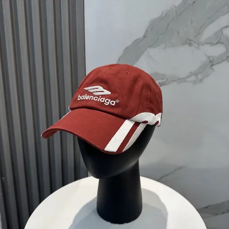 バレンシアガ 帽子