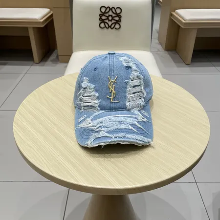 イブサンローラン 帽子