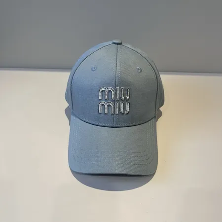 ミュウミュウ 帽子