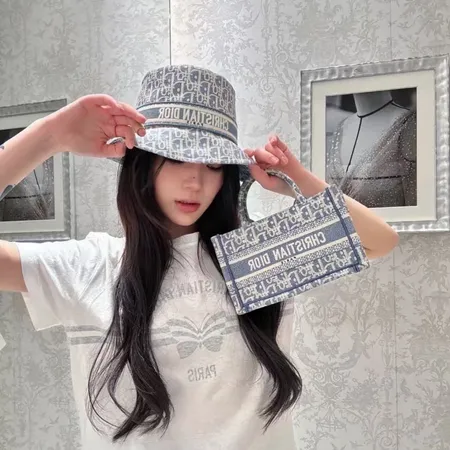 ディオール 帽子
