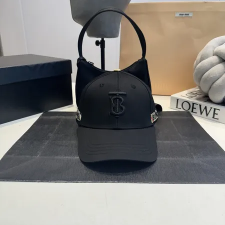 バーバリー ス 帽子