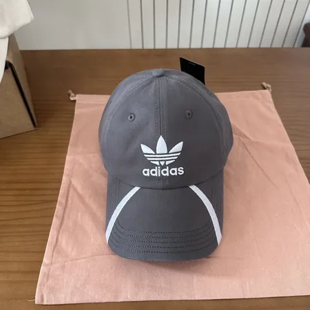 アディダス 帽子