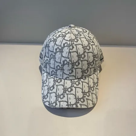 ディオール 帽子