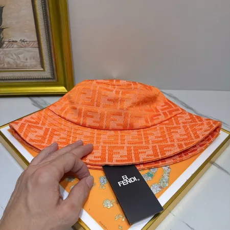 フェンディ 帽子