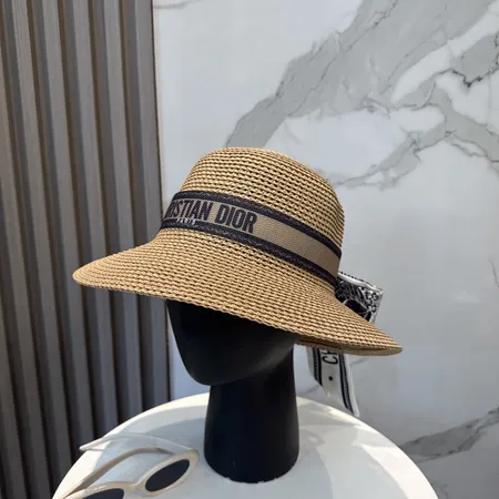 ディオール 帽子