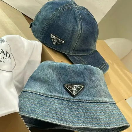 プラダ 帽子