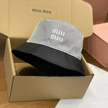 ミュウミュウ 帽子