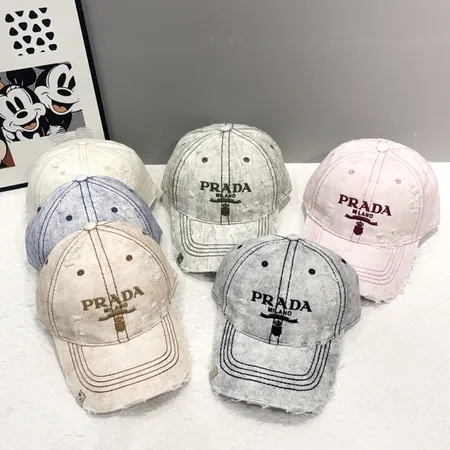 プラダ 帽子