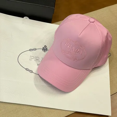 プラダ 帽子